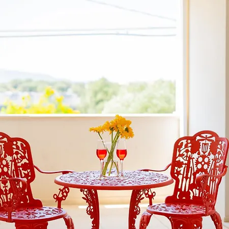 Pati Design - With Private Patio Or Terrace And Swimming Pool