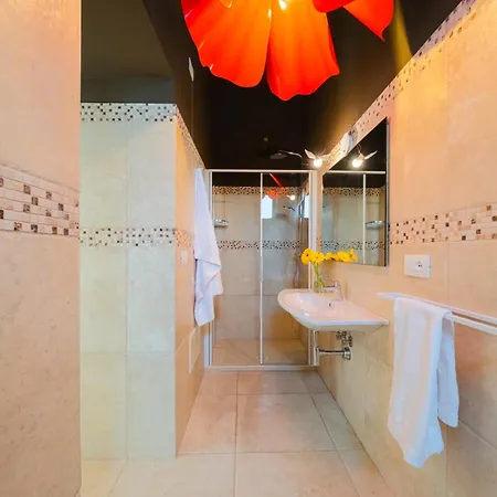 Pati Design - With Private Patio Or Terrace And Swimming Pool Apartment